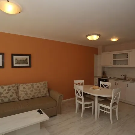 Allegra מלון דירות