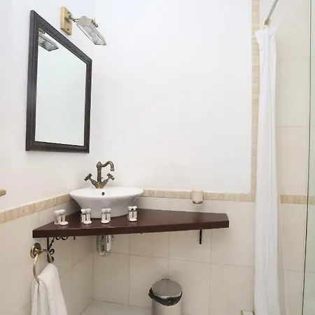 Allegra Aparthotel 3*
